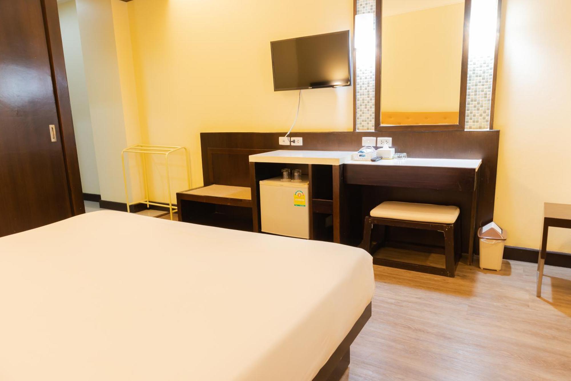 โรงแรม ซิตี้พาร์ค โคราช City Park Hotel Накхонратчасима Экстерьер фото