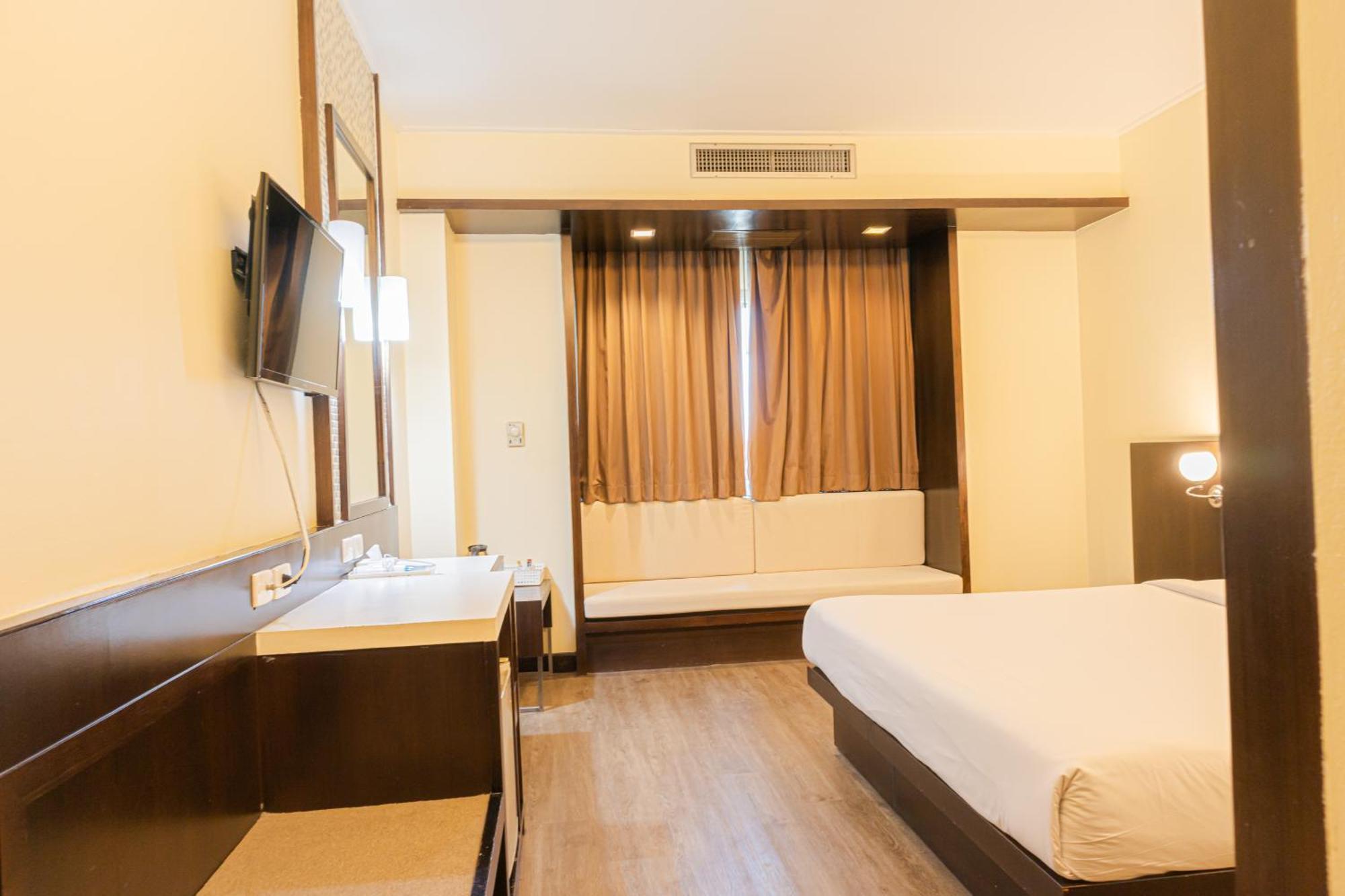 โรงแรม ซิตี้พาร์ค โคราช City Park Hotel Накхонратчасима Экстерьер фото