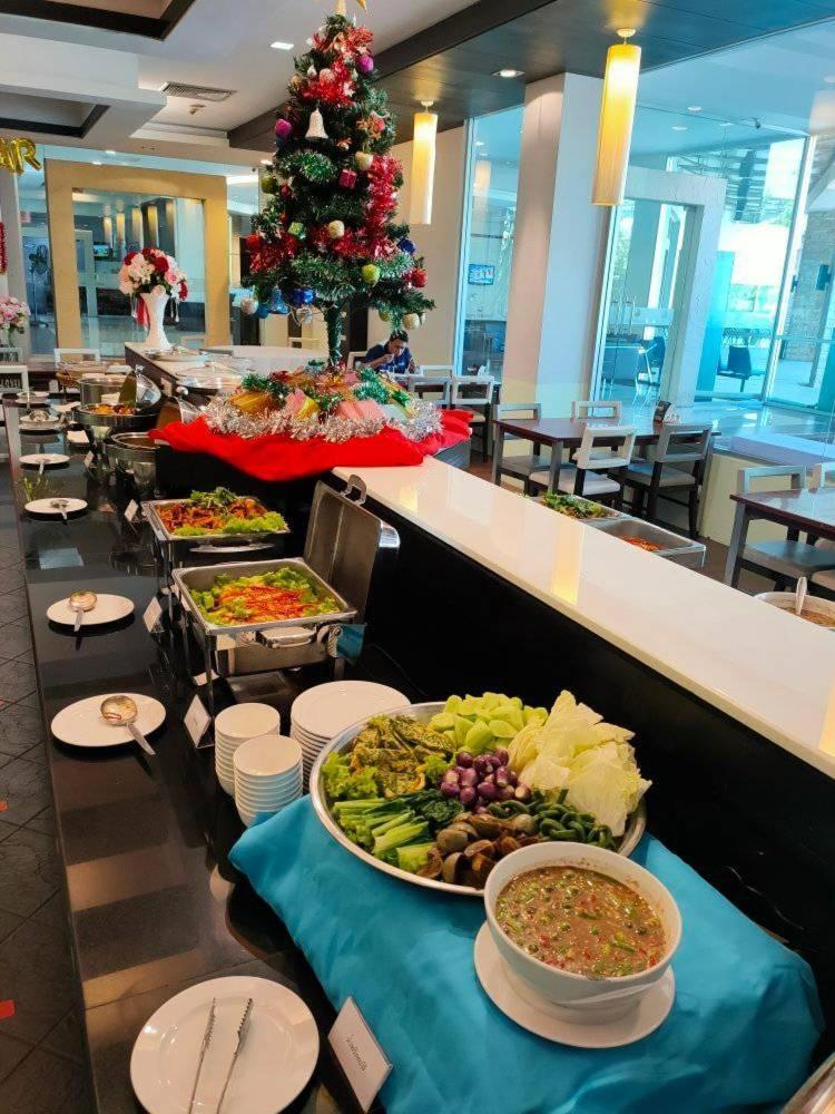 โรงแรม ซิตี้พาร์ค โคราช City Park Hotel Накхонратчасима Экстерьер фото